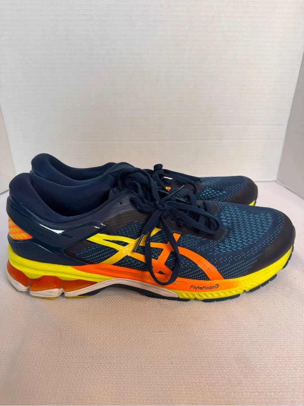 ASICS Gel Kayano 22 Men’s Size 13 Running Shoes